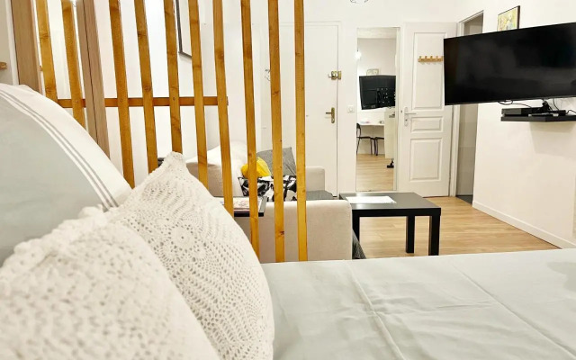 Cosy modern studio in the heart of Nice with AC