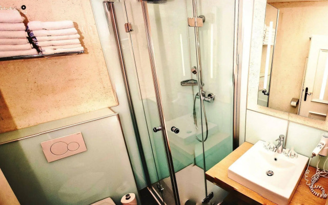 ALMHOF KITZLODGE *** Zimmer Suiten Apartments