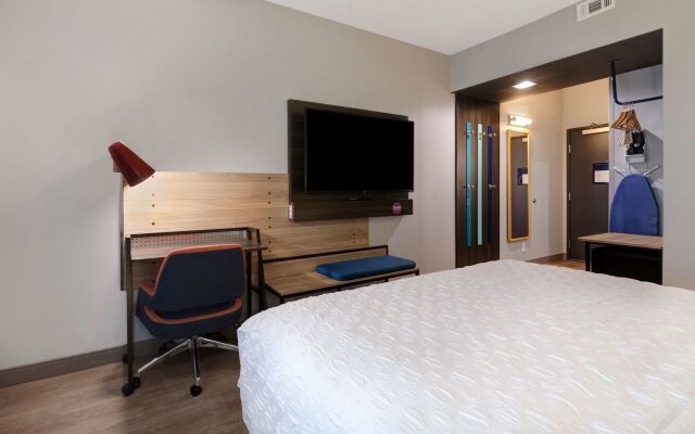 TRU BY Hilton Galveston