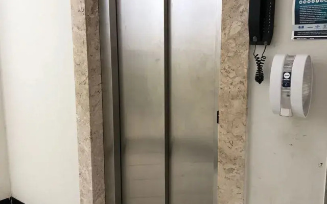 Hertz Center Hotel