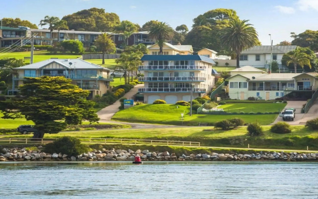 Sapphire Waters Unit 3