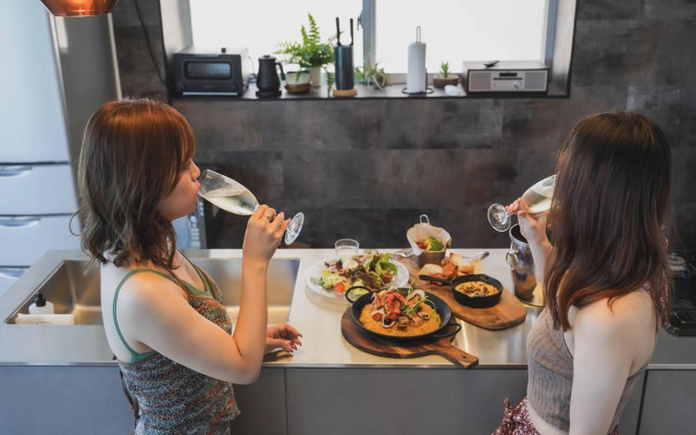 Transit House 5S Terminal