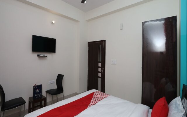 OYO 14634 Star Guest House