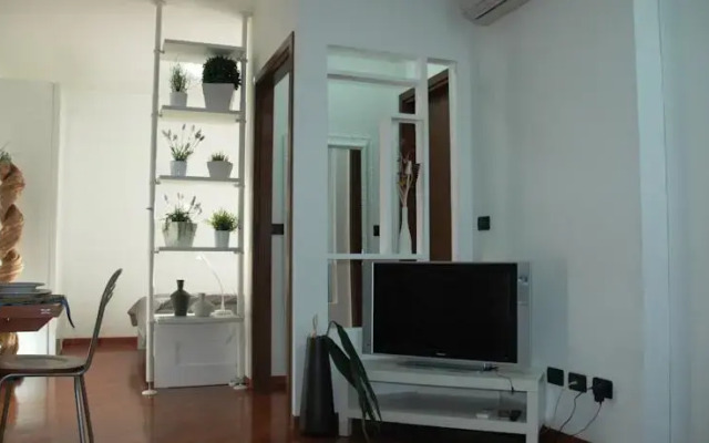 Milan Apart