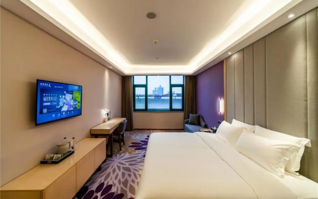 Huashuyi Hotel (Shanghai Jinshan City Beach Branch)