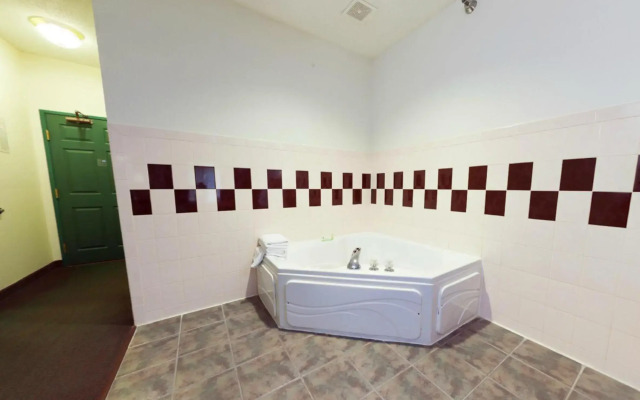 Country Inn & Suites by Radisson, Indianapolis South, IN