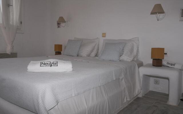 Rock Villa-Guest house by Neuvel
