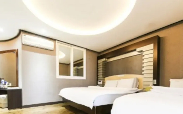 Pocheon Palace