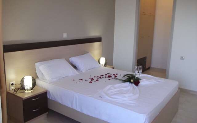 Kritamos Beach Apartments