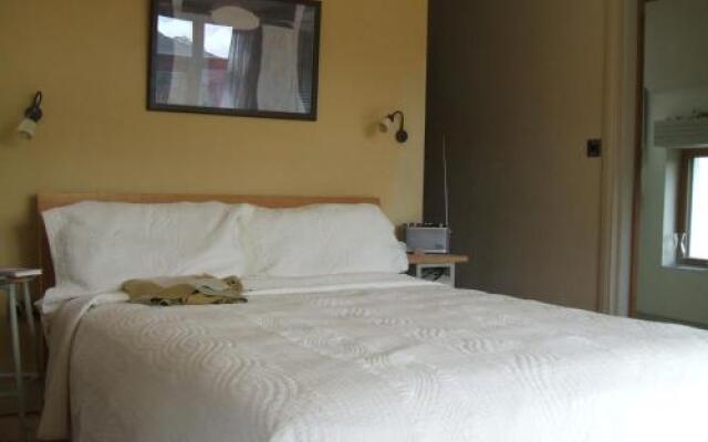 Kenmare Eco Lodge B&B