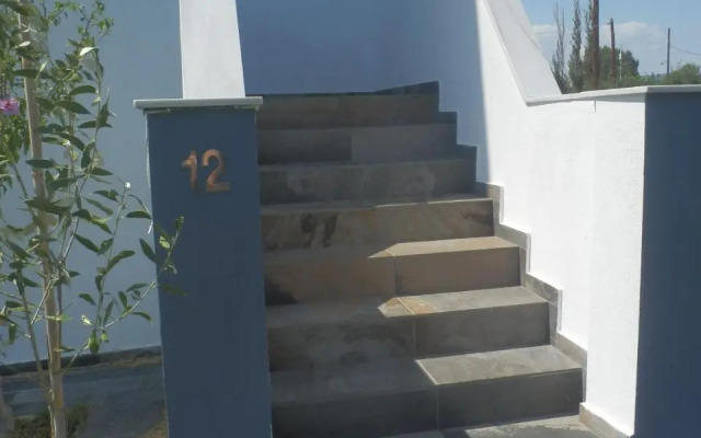 Zephyros Family Apartments 1