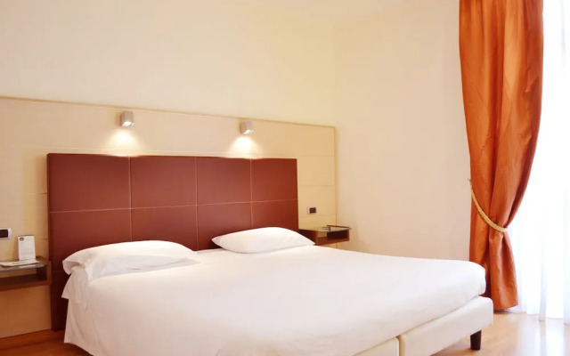 Best Western Hotel Master