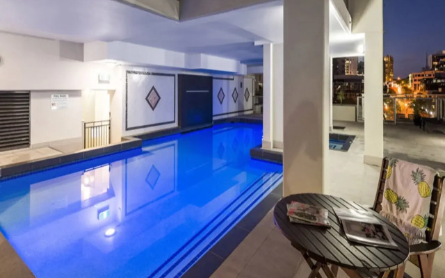 Oaks Brisbane Lexicon Suites