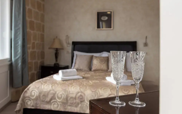 Queen Teuta Luxury Rooms Split