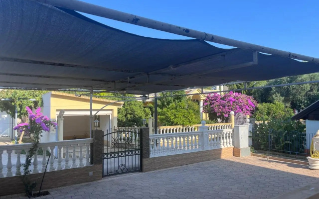 Curani Apartments