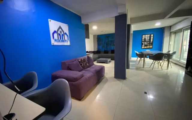 ROOMIES HOSTEL - Santa Maria La Ribera