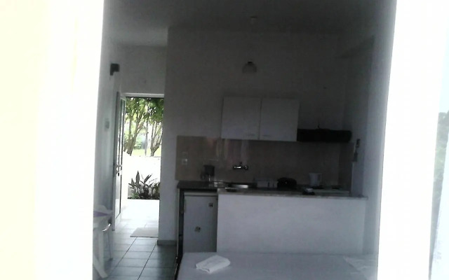 Tony's Apartments