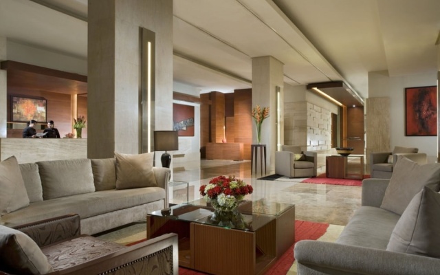 Three Bedroom Apartment, Somerset Berlian Jakarta – Lobby – Jakarta
