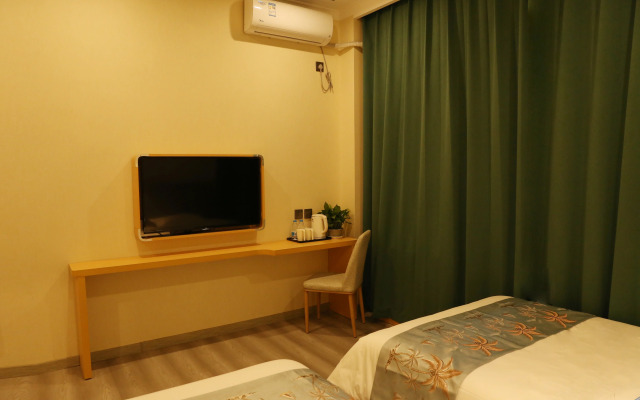 Huayi Hotel (Tianjin Sino-Singapore Eco-City Store)