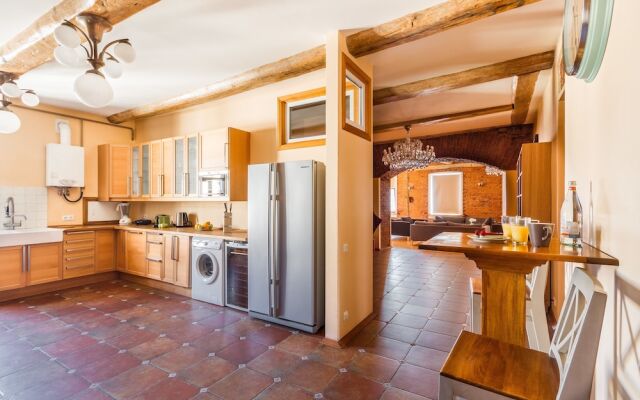 Griboedov Loft Apartments K47