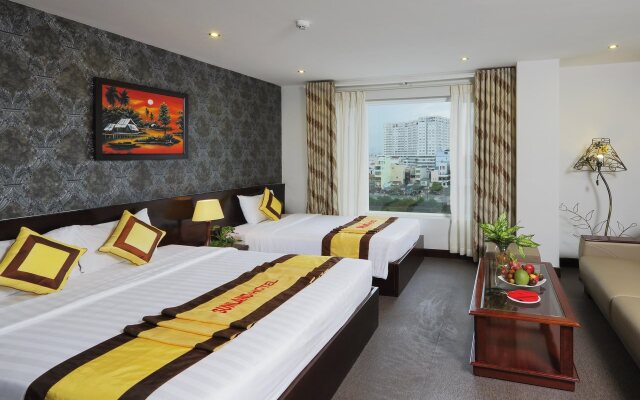 Huazhu Hotel (华住酒店)