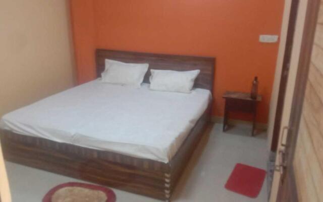 POP IAE488 Happy Hotel Taj Highway