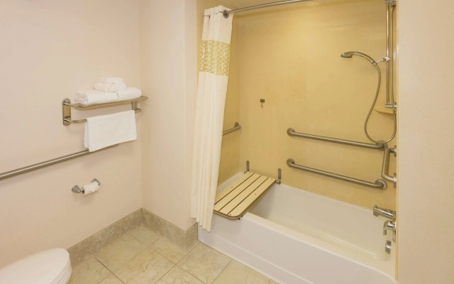 Hampton Inn & Suites Hartford/Farmington