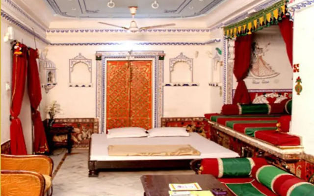 Shree Jagdish Mahal Heritage Hotel