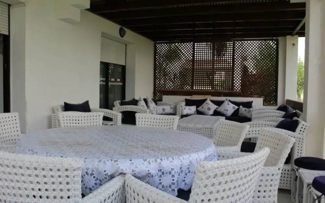 2 Bedroom Terrace Apartment