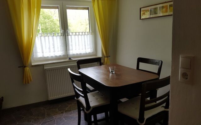 Quaint Apartment in Kaifenheim near Forest