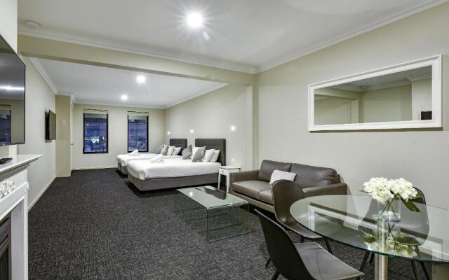 Aloha Central Premium Studios