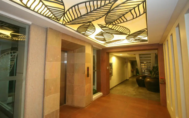 Crown Regency Beach Resort