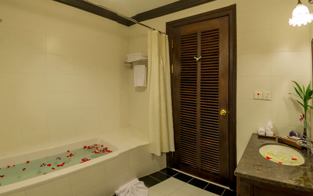 Chateau d'Angkor La Residence