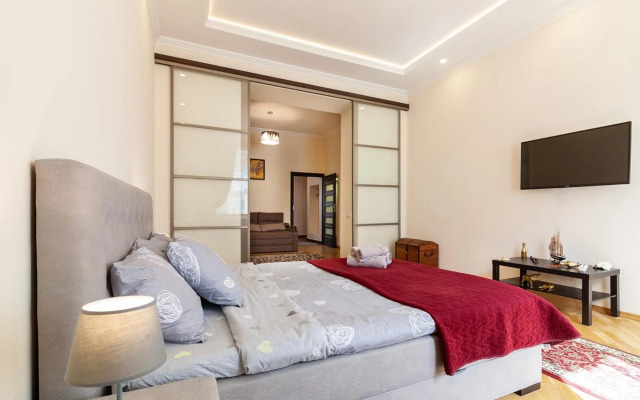 Apartment on Tamanskaya 3/4