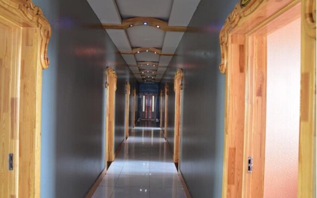 Hulunbuir Longyun Hotel