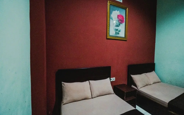Hotel Mega Dana