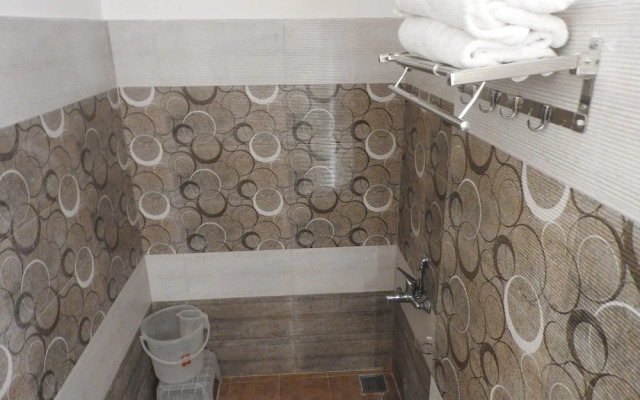 Flagship 8421 Hotel Seven Hills