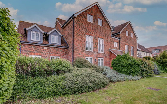 Vanbrugh Serviced Apartment