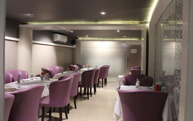 Hotel Pooja International