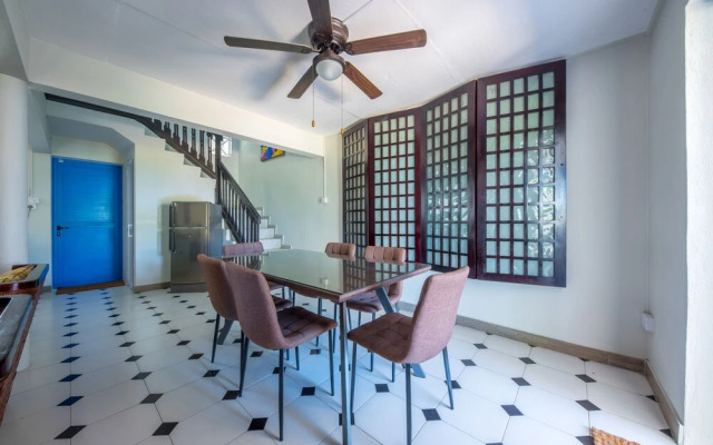 Nenuphar Apartment by Dream Escapes