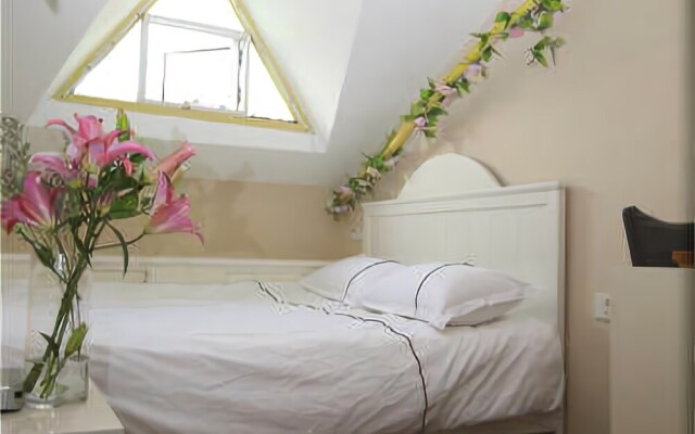 Hangzhou Ziwei Holiday Hotel