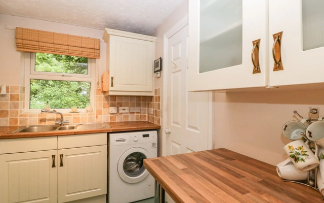 2 Bathsheba Terrace