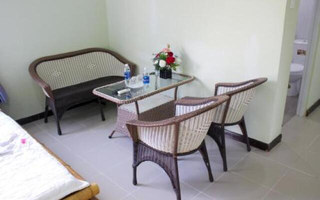 Bao Quyen Bungalow Resort