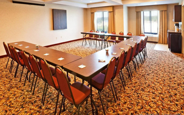Holiday Inn Express Hotel & Suites Muskogee by IHG