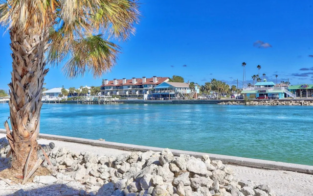 Land's End 1-206 Bay Front-premier