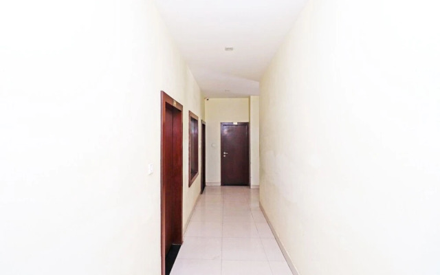 OYO 6993 Hotel Rk Residency
