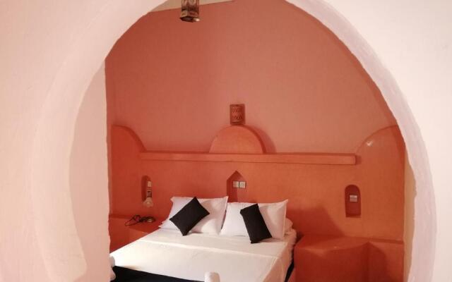 RIAD dar POUBLANC