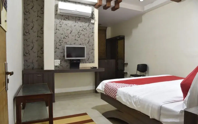 Oyo 49896 Hotel Ic Inn
