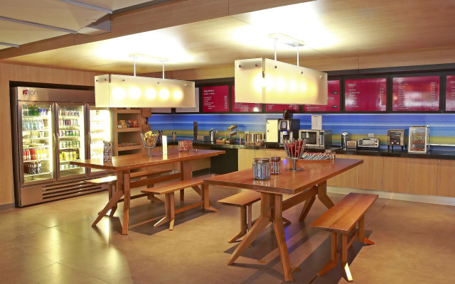 Aloft Panama