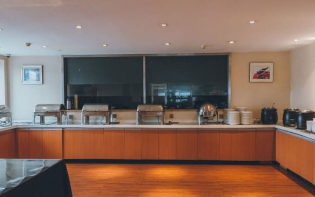 Jia Yisi Hotel
